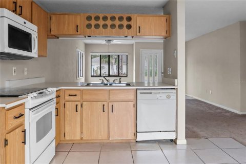 House in Palm Coast, Florida 2 bedrooms, 111.48 sq.m. № 1757237 - photo 7