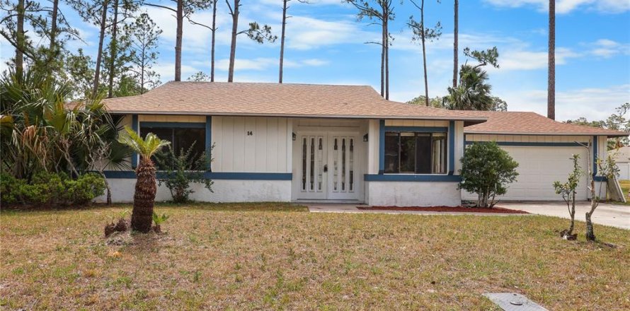 House in Palm Coast, Florida 2 bedrooms, 111.48 sq.m. № 1757237