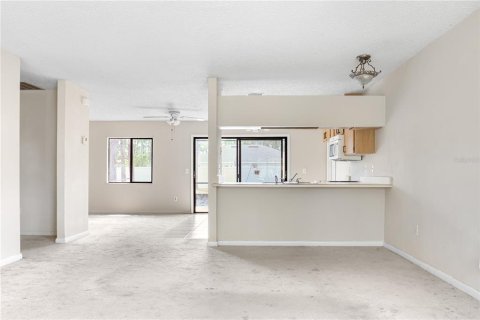 House in Palm Coast, Florida 2 bedrooms, 111.48 sq.m. № 1757237 - photo 5