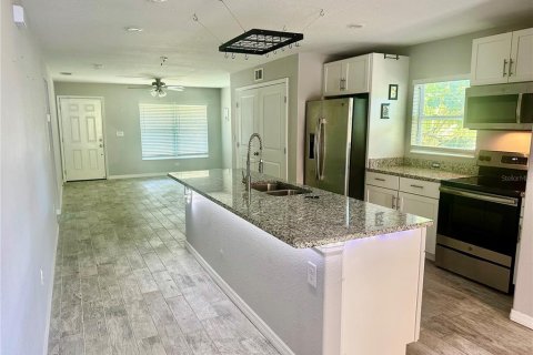 Casa en venta en Saint Petersburg, Florida, 3 dormitorios, 130.06 m2 № 1905481 - foto 14