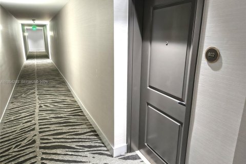 Copropriété à louer à North Bay Village, Floride: 2 chambres, 116.22 m2 № 2010911 - photo 6