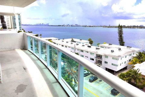 Condo à North Bay Village, Floride, 2 chambres  № 2010911