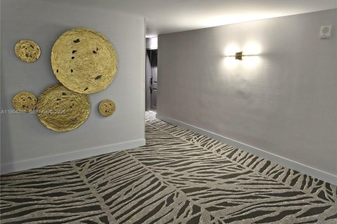 Copropriété à louer à North Bay Village, Floride: 2 chambres, 116.22 m2 № 2010911 - photo 4