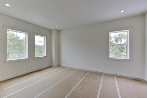 Casa en venta en Tampa, Florida, 5 dormitorios, 463.4 m2 № 1758101 - foto 4