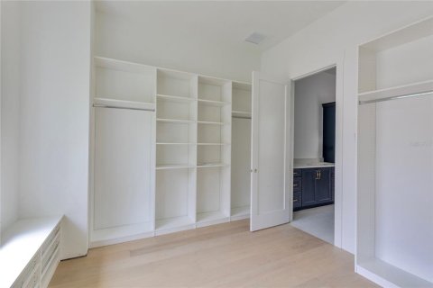 Casa en venta en Tampa, Florida, 5 dormitorios, 463.4 m2 № 1758101 - foto 29