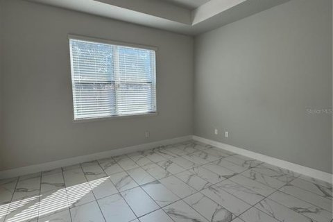 Villa ou maison à louer à Windermere, Floride: 4 chambres, 183.02 m2 № 2112649 - photo 9