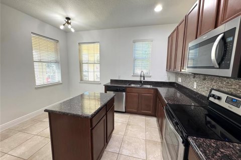 Villa ou maison à louer à Windermere, Floride: 4 chambres, 183.02 m2 № 2112649 - photo 7