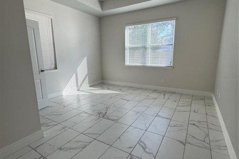 Villa ou maison à louer à Windermere, Floride: 4 chambres, 183.02 m2 № 2112649 - photo 10