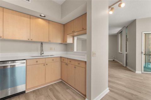 Copropriété à vendre à Orlando, Floride: 2 chambres, 122.35 m2 № 2219952 - photo 8