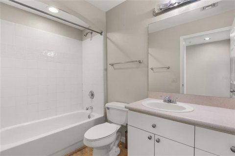 Copropriété à vendre à Orlando, Floride: 2 chambres, 122.35 m2 № 2219952 - photo 19