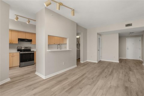 Copropriété à vendre à Orlando, Floride: 2 chambres, 122.35 m2 № 2219952 - photo 11