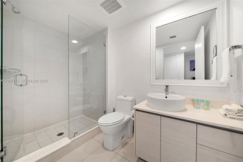 Купить кондоминиум в Халландейл-Бич, Флорида 2 спальни, 96.34м2, № 2066580 - фото 21