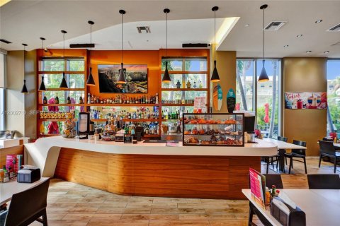 Купить кондоминиум в Халландейл-Бич, Флорида 2 спальни, 96.34м2, № 2066580 - фото 29