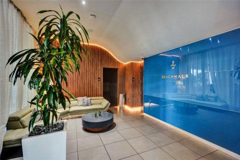 Купить кондоминиум в Халландейл-Бич, Флорида 2 спальни, 96.34м2, № 2066580 - фото 23