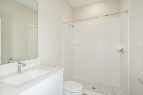 House in Dade City, Florida 4 bedrooms, 212.65 sq.m. № 2150180 - photo 20