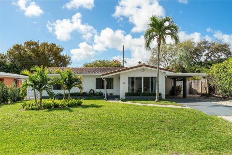 Villa ou maison à Wilton Manors, Floride 3 chambres, 155.98 m2 № 2194132