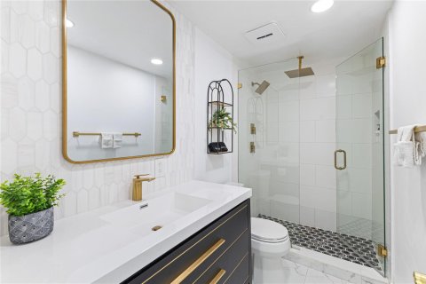 Villa ou maison à vendre à Wilton Manors, Floride: 3 chambres, 155.98 m2 № 2194132 - photo 8