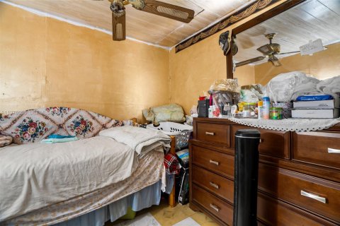 House in Miami, Florida 2 bedrooms, 77.39 sq.m. № 2038190 - photo 23