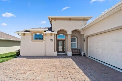 House in Palm Coast, Florida 4 bedrooms, 185.15 sq.m. № 1815701 - photo 11