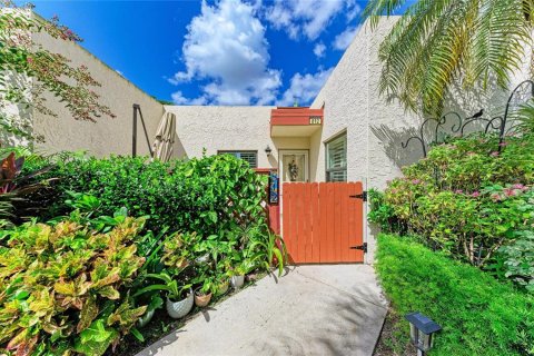 Copropriété à vendre à Bradenton, Floride: 3 chambres, 133.78 m2 № 2378244 - photo 8