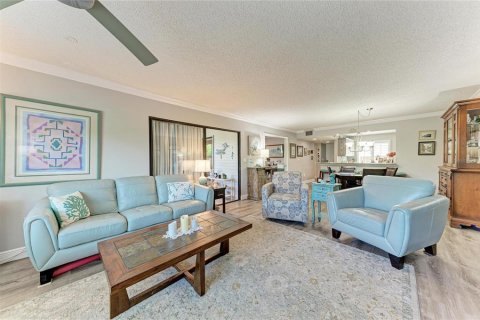 Copropriété à vendre à Bradenton, Floride: 3 chambres, 133.78 m2 № 2378244 - photo 4