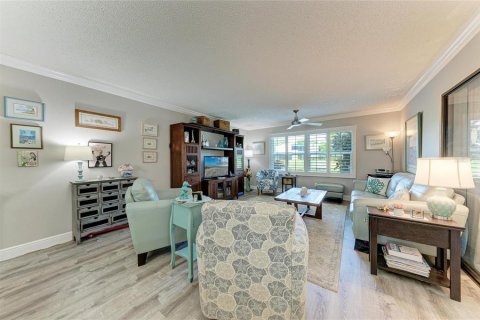 Copropriété à vendre à Bradenton, Floride: 3 chambres, 133.78 m2 № 2378244 - photo 12