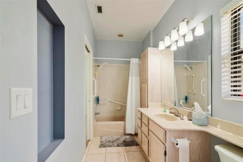 Casa en alquiler en Bradenton, Florida, 2 dormitorios, 92.9 m2 № 2103232 - foto 14