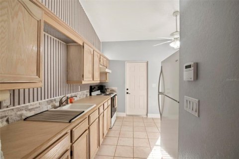 Casa en alquiler en Bradenton, Florida, 2 dormitorios, 92.9 m2 № 2103232 - foto 12