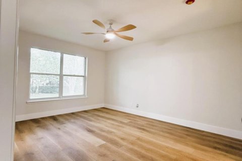 Townhouse in Boynton Beach, Florida 2 bedrooms, 139.54 sq.m. № 2259890 - photo 20