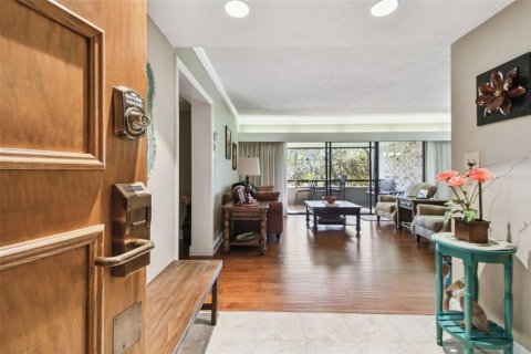 Condo in Palm Harbor, Florida, 2 bedrooms  № 1549436 - photo 2