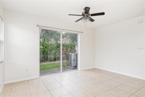 Townhouse in Kissimmee, Florida 3 bedrooms, 126.72 sq.m. № 1906945 - photo 5