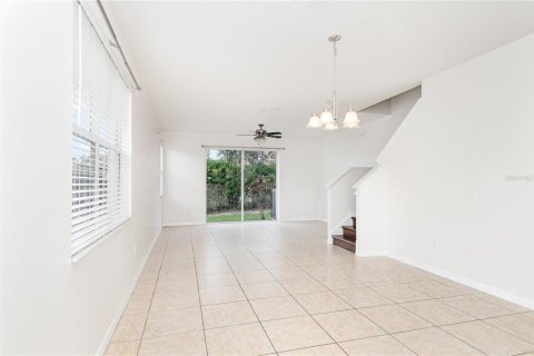 Townhouse in Kissimmee, Florida 3 bedrooms, 126.72 sq.m. № 1906945 - photo 3