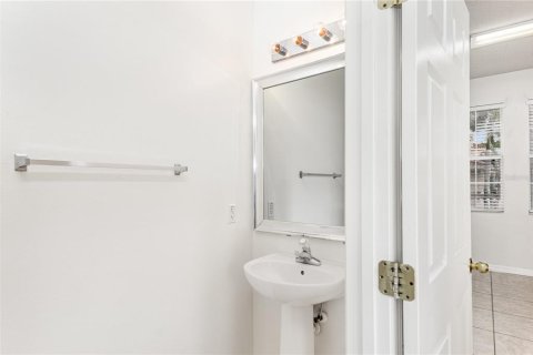 Townhouse in Kissimmee, Florida 3 bedrooms, 126.72 sq.m. № 1906945 - photo 7