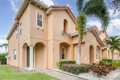 Townhouse in Kissimmee, Florida 3 bedrooms, 126.72 sq.m. № 1906945 - photo 1