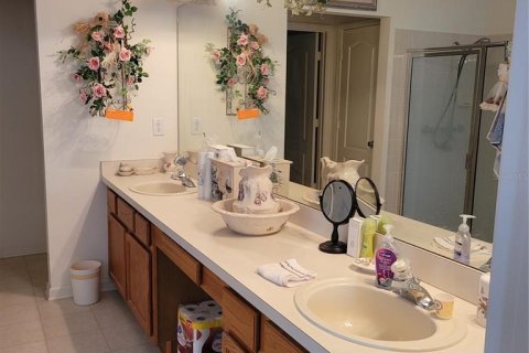 Купить виллу или дом в Уэсли-Чепел, Флорида 4 комнаты, 259.01м2, № 1525093 - фото 16