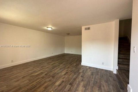 Adosado en venta en Sunrise, Florida, 3 dormitorios, 118.54 m2 № 2084476 - foto 4