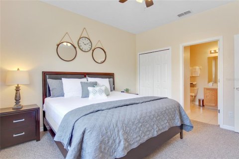 Townhouse in Kissimmee, Florida 4 bedrooms, 172.05 sq.m. № 1559669 - photo 9