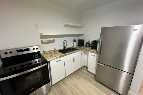 Купить кондоминиум в Норт-Майами-Бич, Флорида 1 спальня, 59.83м2, № 2036146 - фото 8