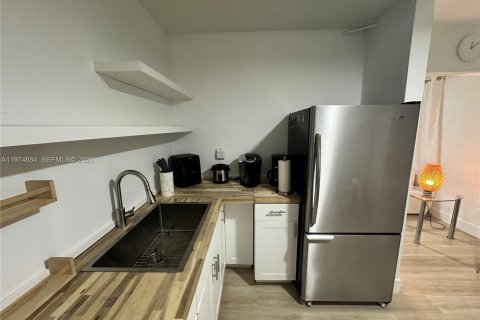 Купить кондоминиум в Норт-Майами-Бич, Флорида 1 спальня, 59.83м2, № 2036146 - фото 7