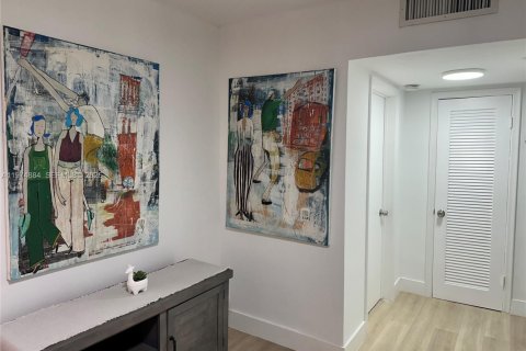 Купить кондоминиум в Норт-Майами-Бич, Флорида 1 спальня, 59.83м2, № 2036146 - фото 10