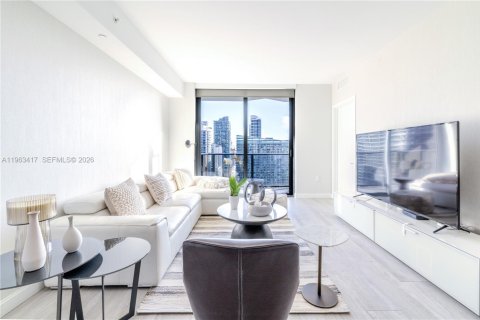 Condominio en alquiler en Miami, Florida, 1 dormitorio, 79.06 m2 № 2025305 - foto 3