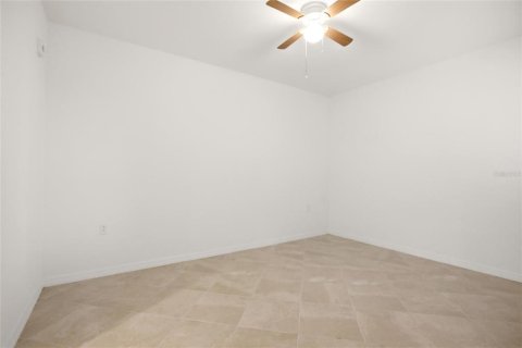 Condo in Punta Gorda, Florida, 2 bedrooms  № 2213449 - photo 22