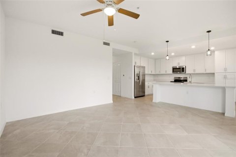 Condo in Punta Gorda, Florida, 2 bedrooms  № 2213449 - photo 6