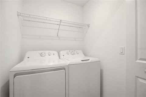 Condo in Punta Gorda, Florida, 2 bedrooms  № 2213449 - photo 29