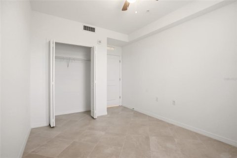 Condo in Punta Gorda, Florida, 2 bedrooms  № 2213449 - photo 27