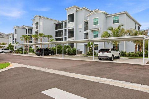 Condo in Punta Gorda, Florida, 2 bedrooms  № 2213449 - photo 2