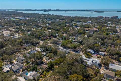 House in Dunedin, Florida 2 bedrooms, 98.66 sq.m. № 1734594 - photo 26