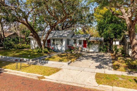 Casa en venta en Dunedin, Florida, 2 dormitorios, 98.66 m2 № 1734594 - foto 1