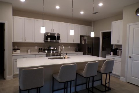 House in North Port, Florida 3 bedrooms, 185.06 sq.m. № 2308473 - photo 18