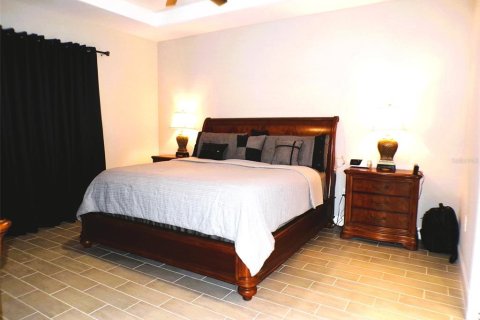 House in North Port, Florida 3 bedrooms, 185.06 sq.m. № 2308473 - photo 26